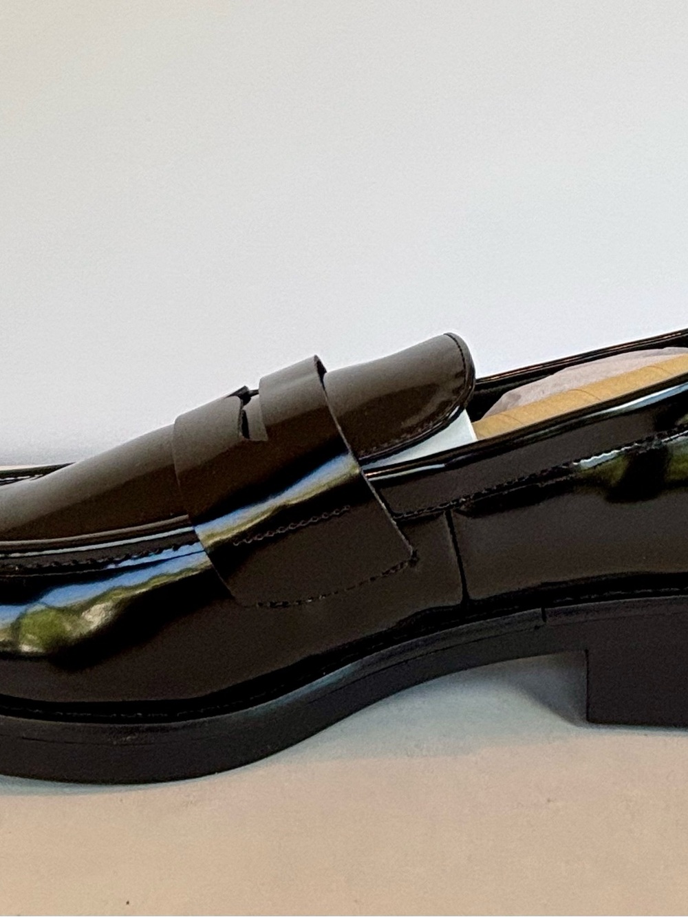 Madden Girl Cecilly Black Patent Penny Loafers Shoes Women’s Size 8.5 NIB - Picture 3 of 9